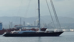 Bayesian photographed in Milazzo Harbor; Sicily. before the accident. Image courtesy of Sfische via Wikimedia.
